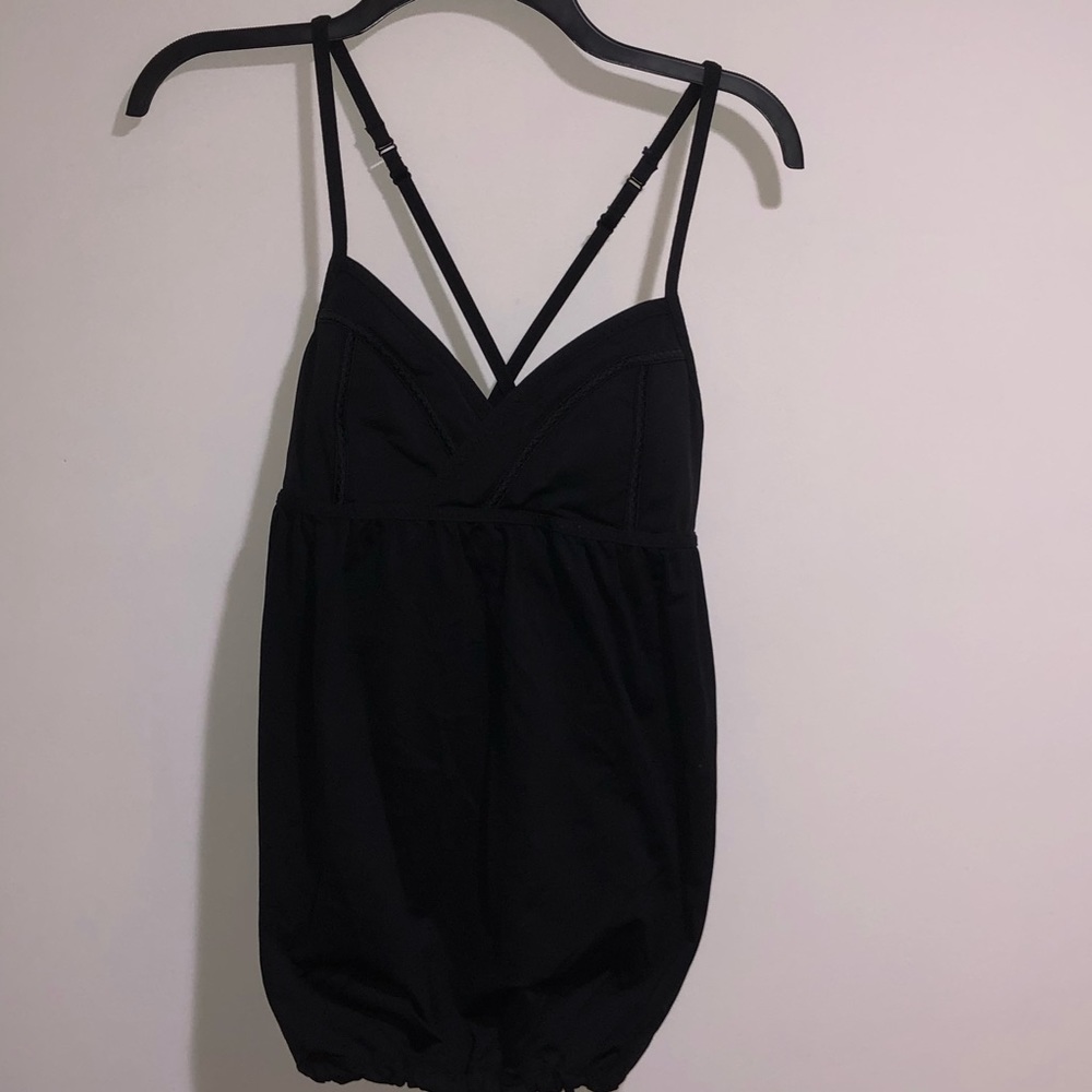 Lululemon black tank top size 10
